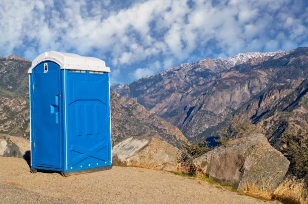 Best Deluxe Portable Toilet Rental  in Suquamish, WA